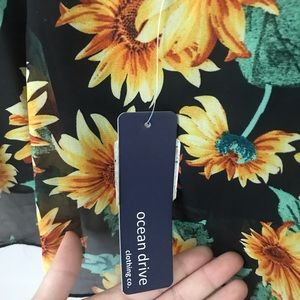 Ocean Drive Other - ocean drive sunflower top Ocean Drive Other - ocean drive sunflower top